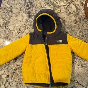 Reversible North face jacket. Size: 18-24 months. Non smoking home
